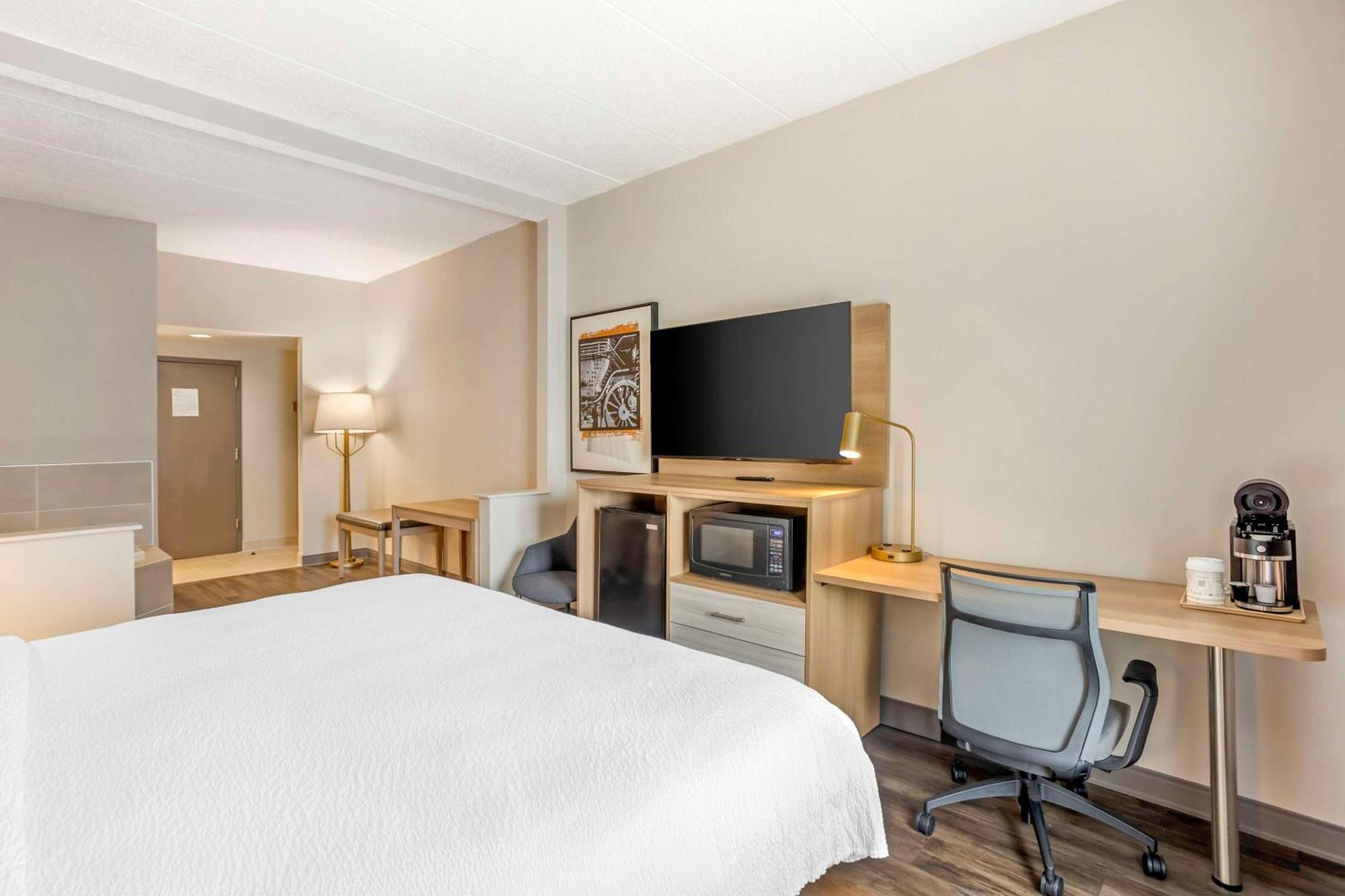 Best Western Plus Heritage Rail Inn & Suites York Esterno foto