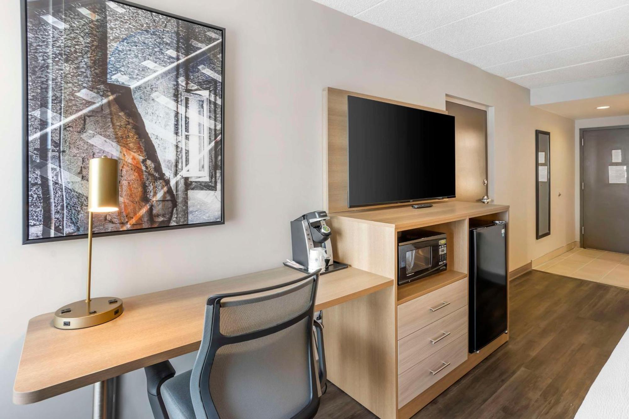 Best Western Plus Heritage Rail Inn & Suites York Esterno foto