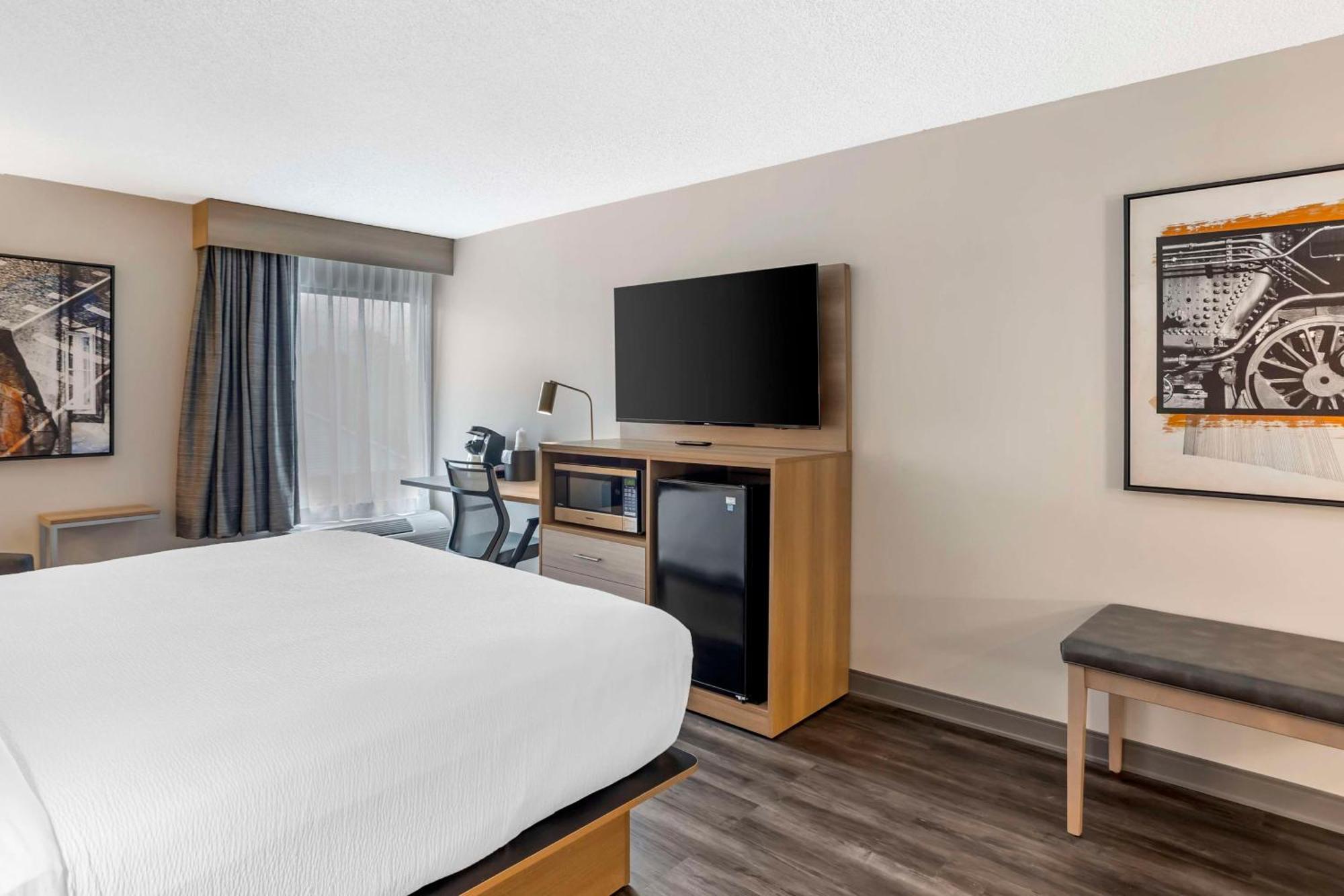 Best Western Plus Heritage Rail Inn & Suites York Esterno foto