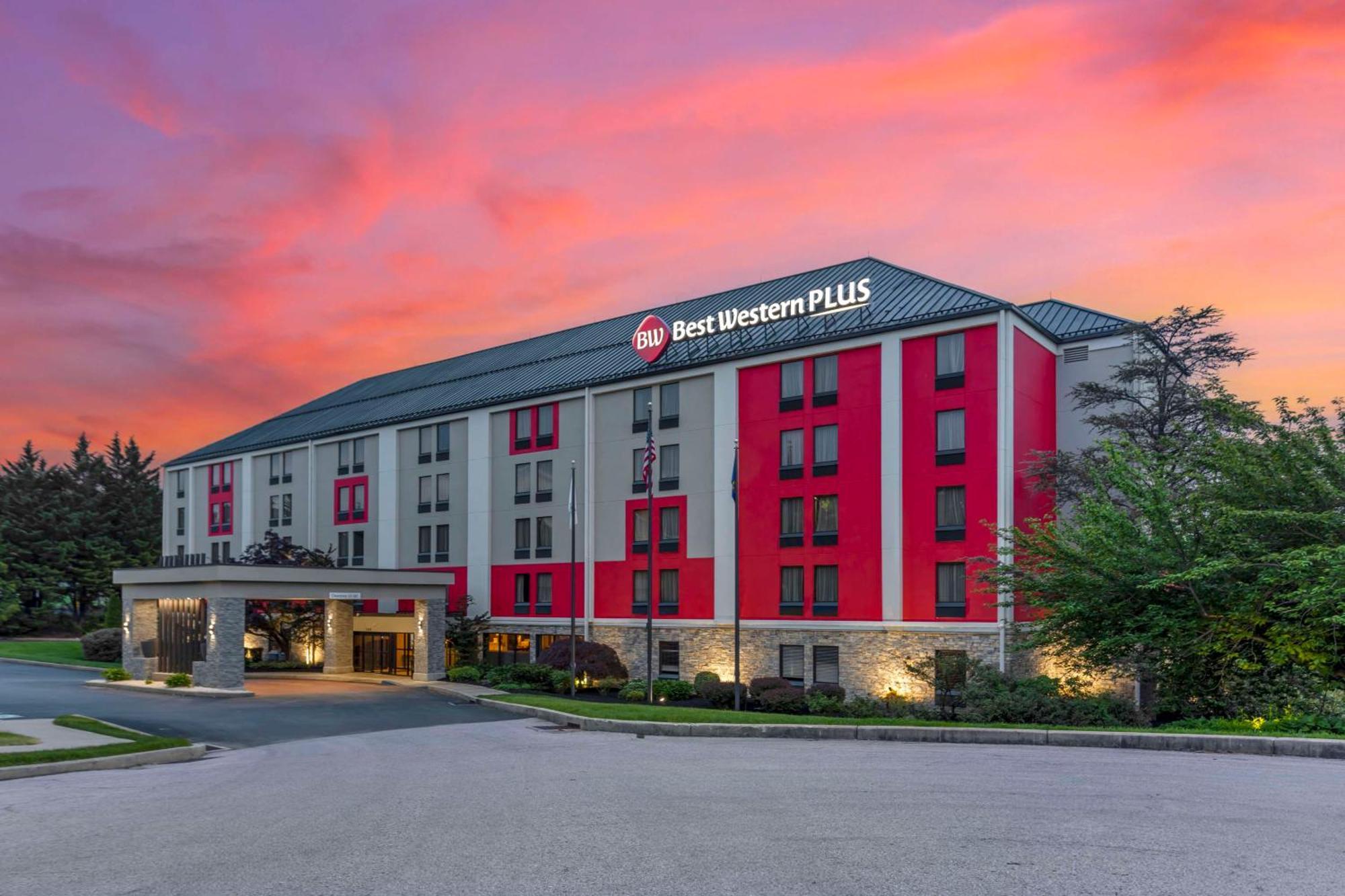 Best Western Plus Heritage Rail Inn & Suites York Esterno foto