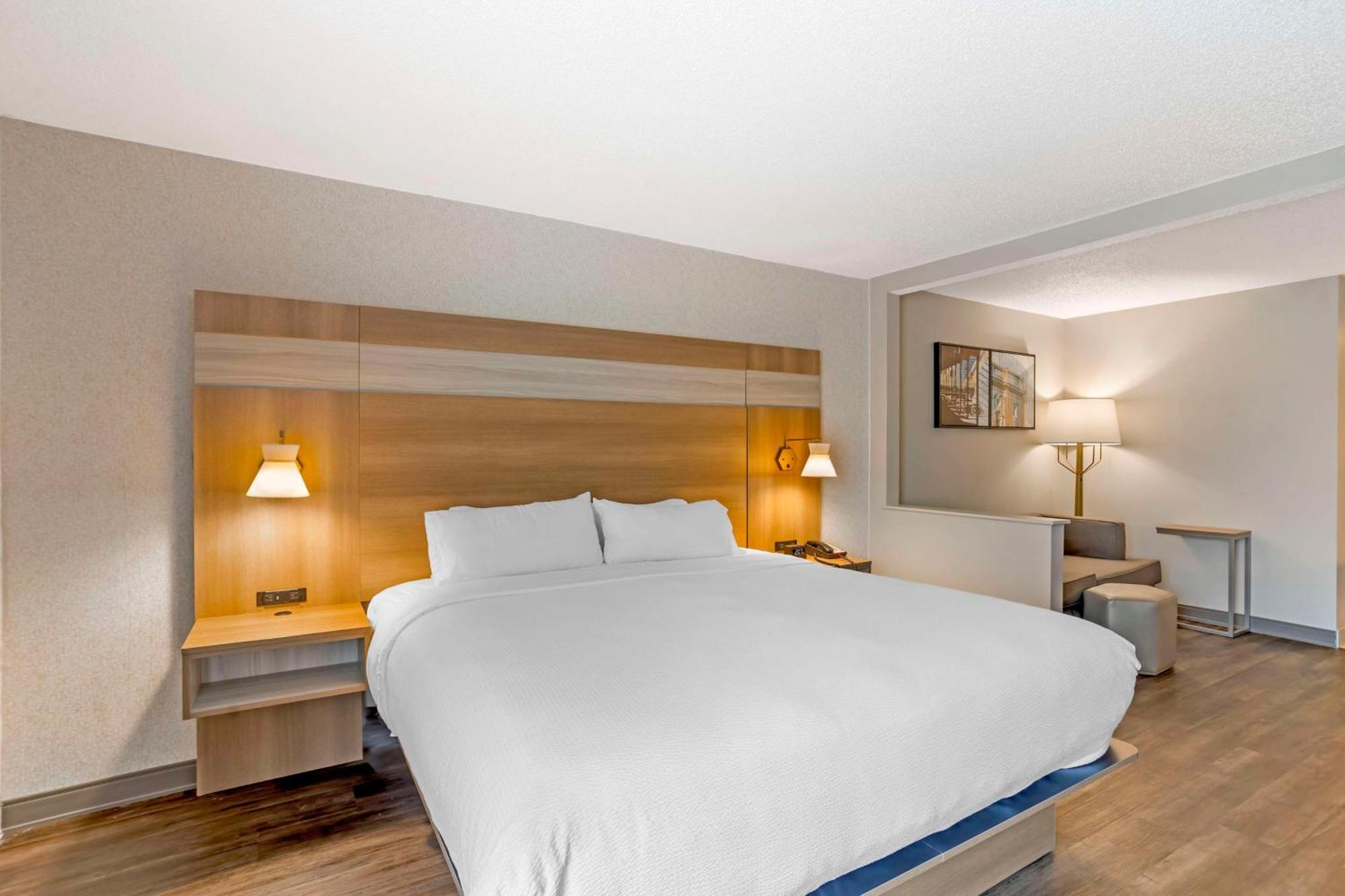 Best Western Plus Heritage Rail Inn & Suites York Esterno foto