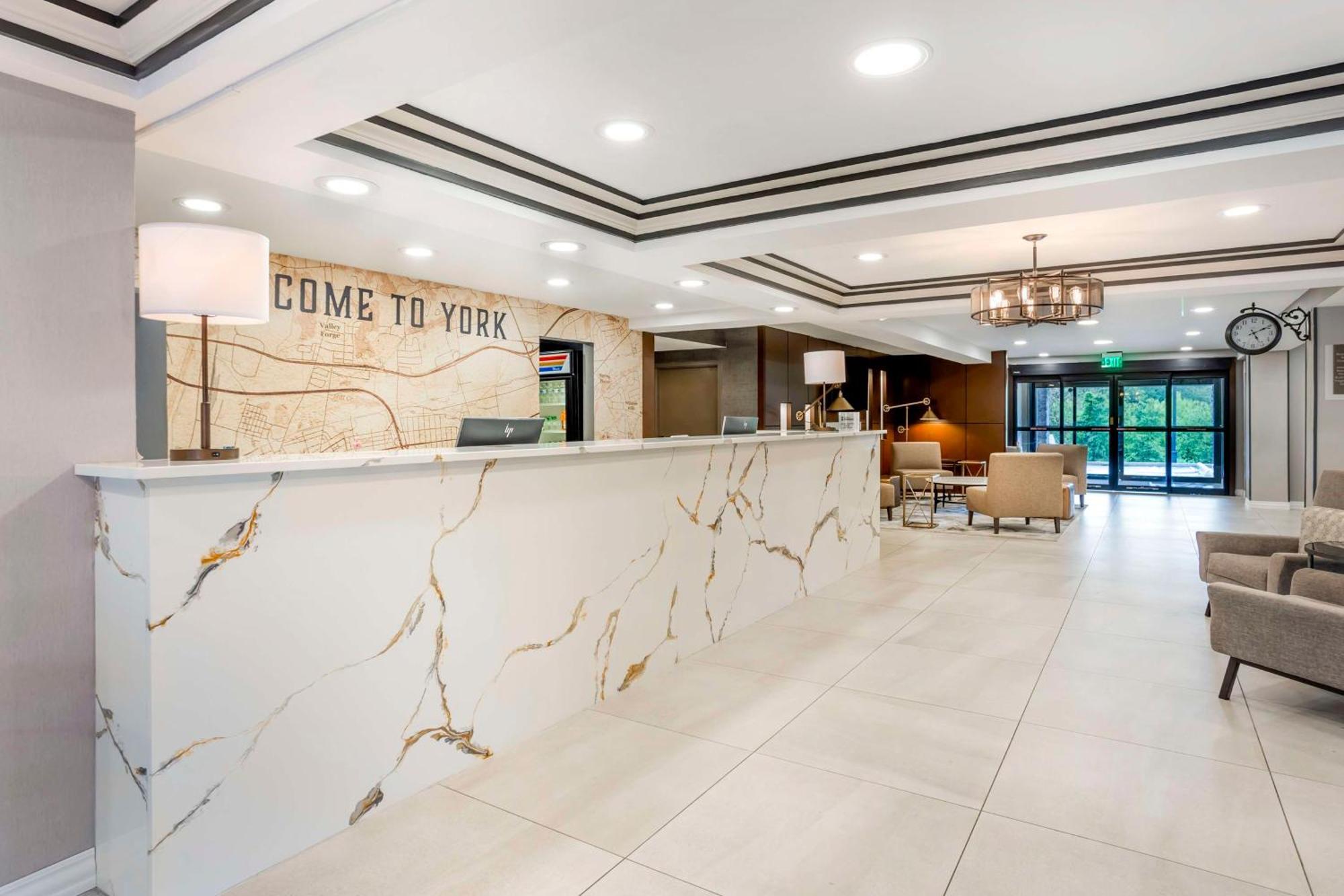 Best Western Plus Heritage Rail Inn & Suites York Esterno foto