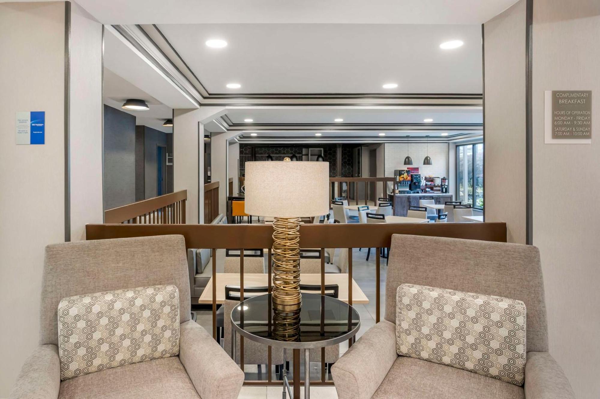 Best Western Plus Heritage Rail Inn & Suites York Esterno foto