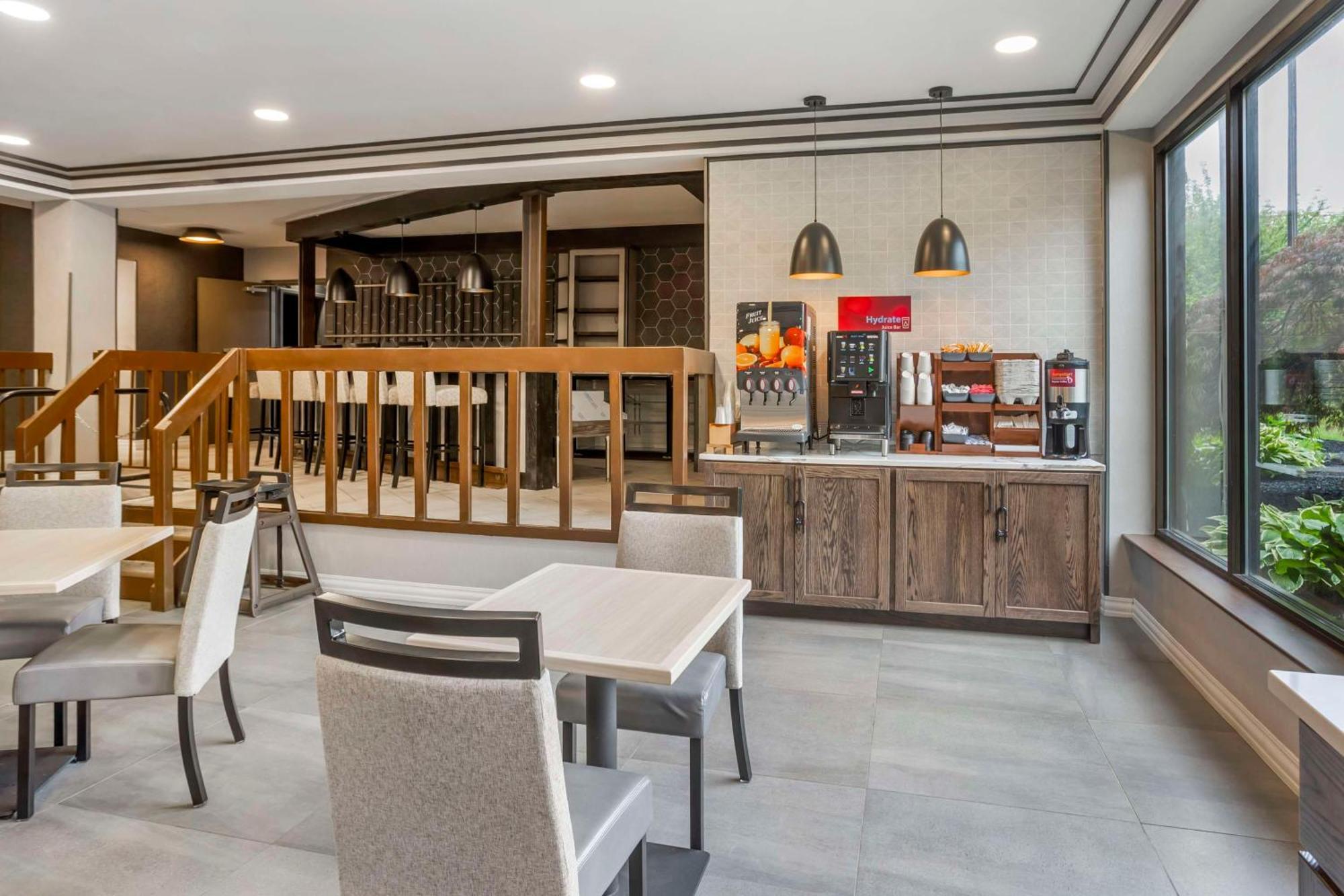 Best Western Plus Heritage Rail Inn & Suites York Esterno foto