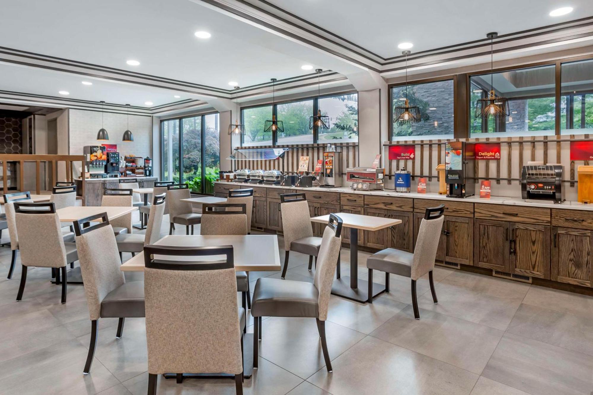 Best Western Plus Heritage Rail Inn & Suites York Esterno foto
